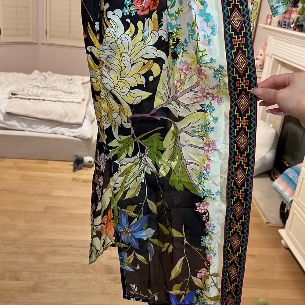 Johnny was multicolor floral printed kimono with tribal embroidery trim - Picture 3 of 4